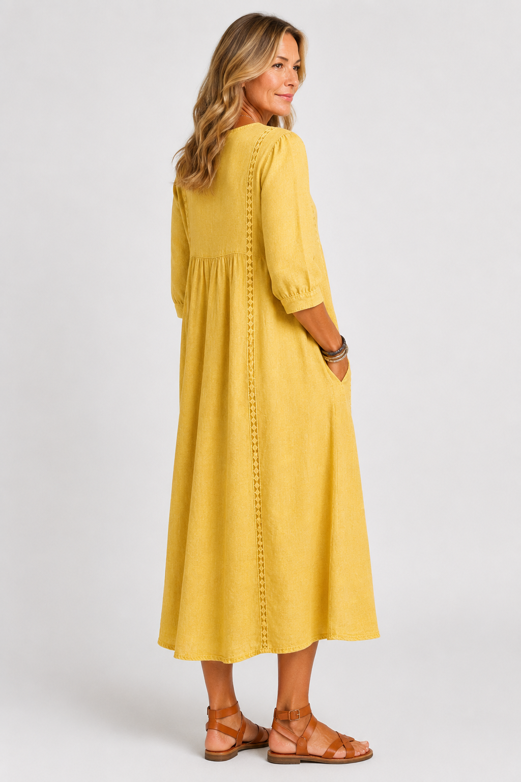 Soleya | Vestido midi con detalles de encaje