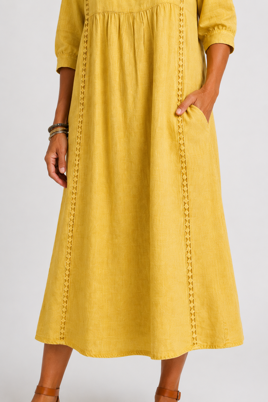Soleya | Vestido midi con detalles de encaje